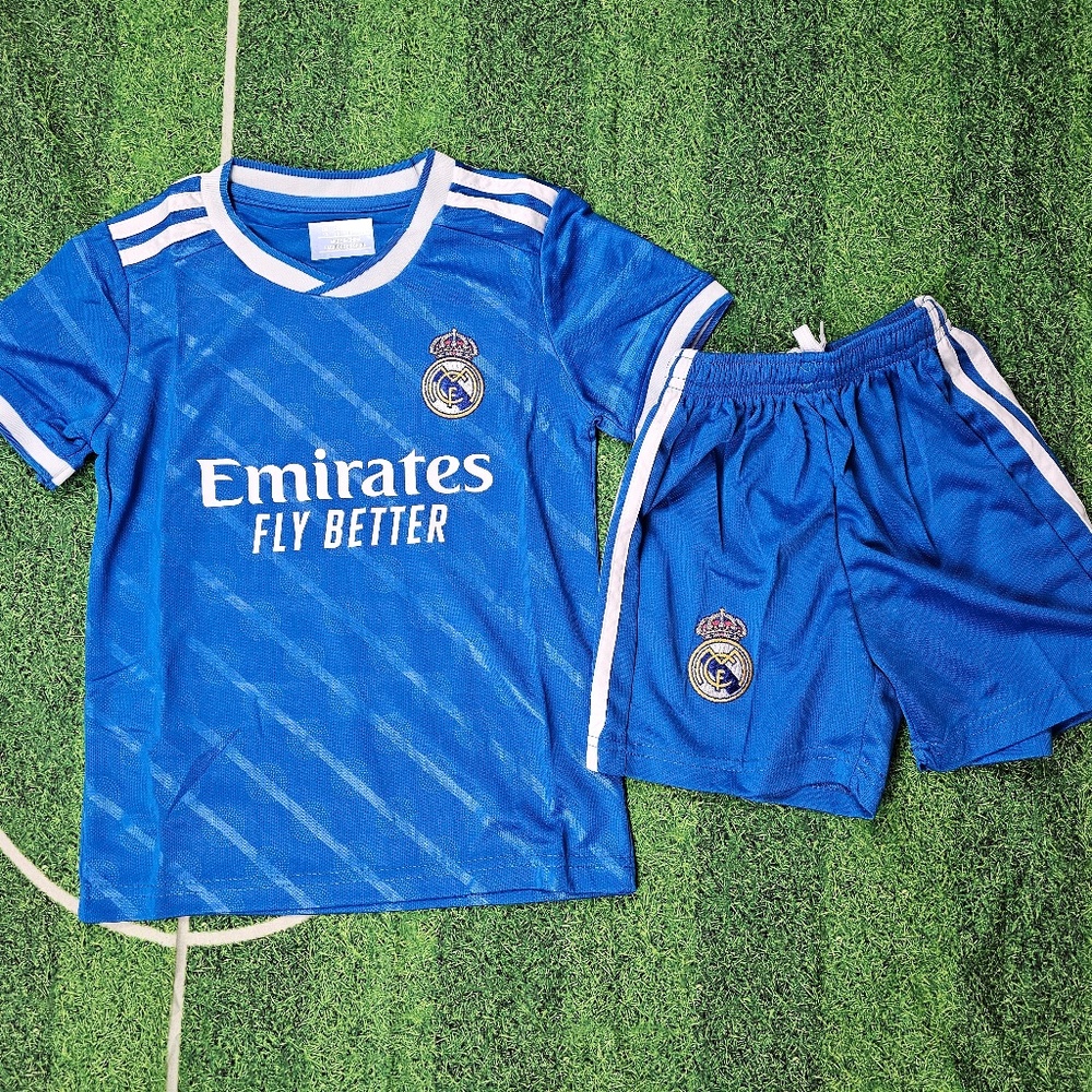 Real Madrid Kids Soccer Jersey Kit Youth/Real Madrid  jersey/ Jersey and Shorts
